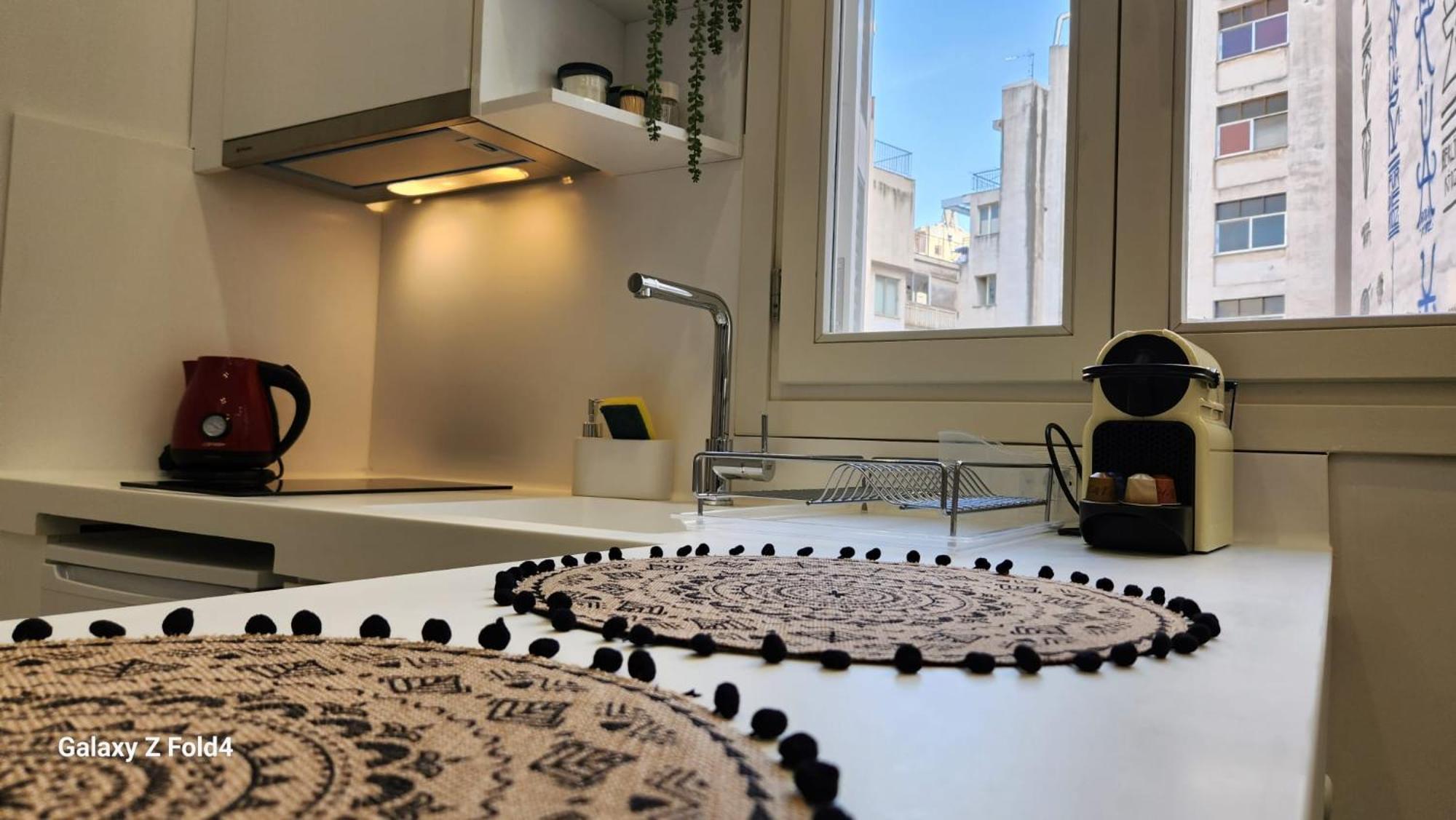 Delenco Trio Apartment Athens Ngoại thất bức ảnh